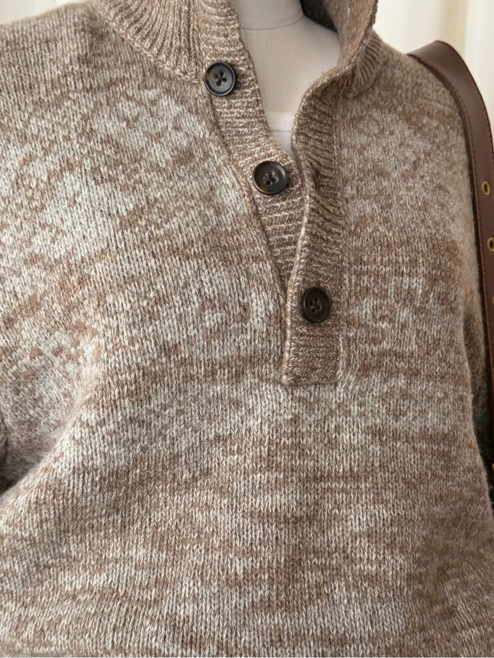 Banana Republic Extra Fine Merino Wool Sweater Large Mock Neck Sweater